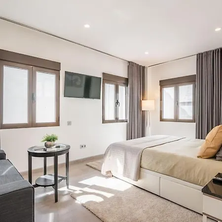 Casa Frida Puerto Banus And Private Parking شقة *