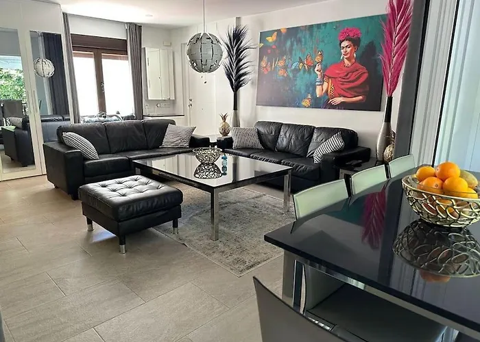 Apartment Casa Frida Puerto Banus And Private Parking Marbella