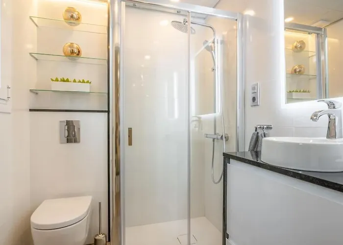 Appartamento Casa Frida Puerto Banus And Private Parking Marbella